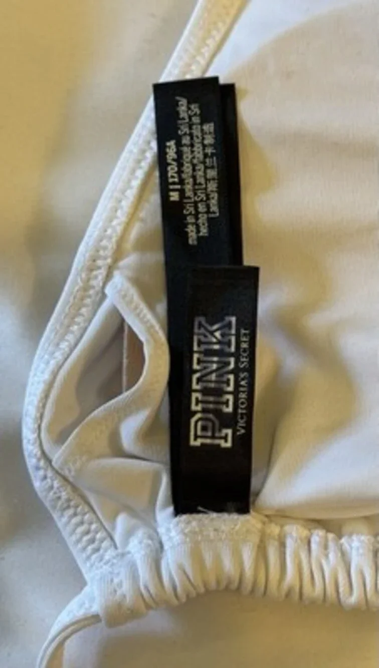 PINK Victorias Secret Lightly Lined White Plunge Bikini Top Size Medium NWOT - Picture 3 of 3